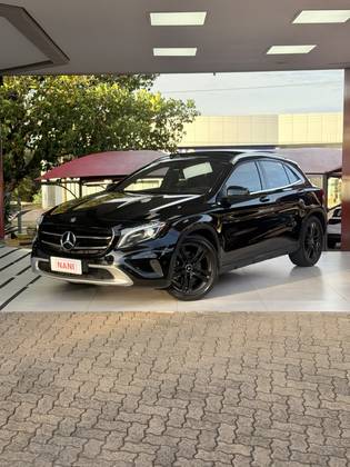 MERCEDES-BENZ GLA 250 2.0 16V TURBO GASOLINA VISION 4P AUTOMÁTICO MERCEDES-BENZ GLA 250 2.0 16V TURBO GASOLINA VISION 4P AUTOMÁTICO